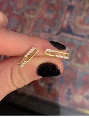 Bony levy gold and diamond studs